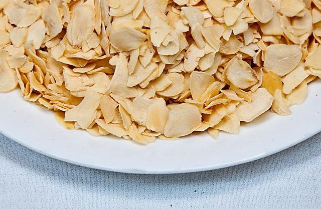 Dried Sliced Garlic Bowl