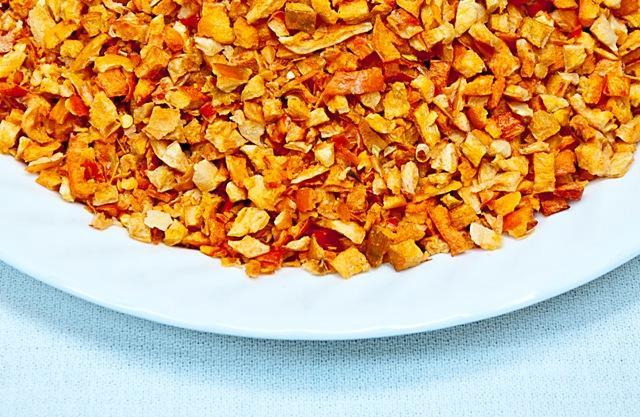 Freeze Dried Red Bell Peppers Bowl